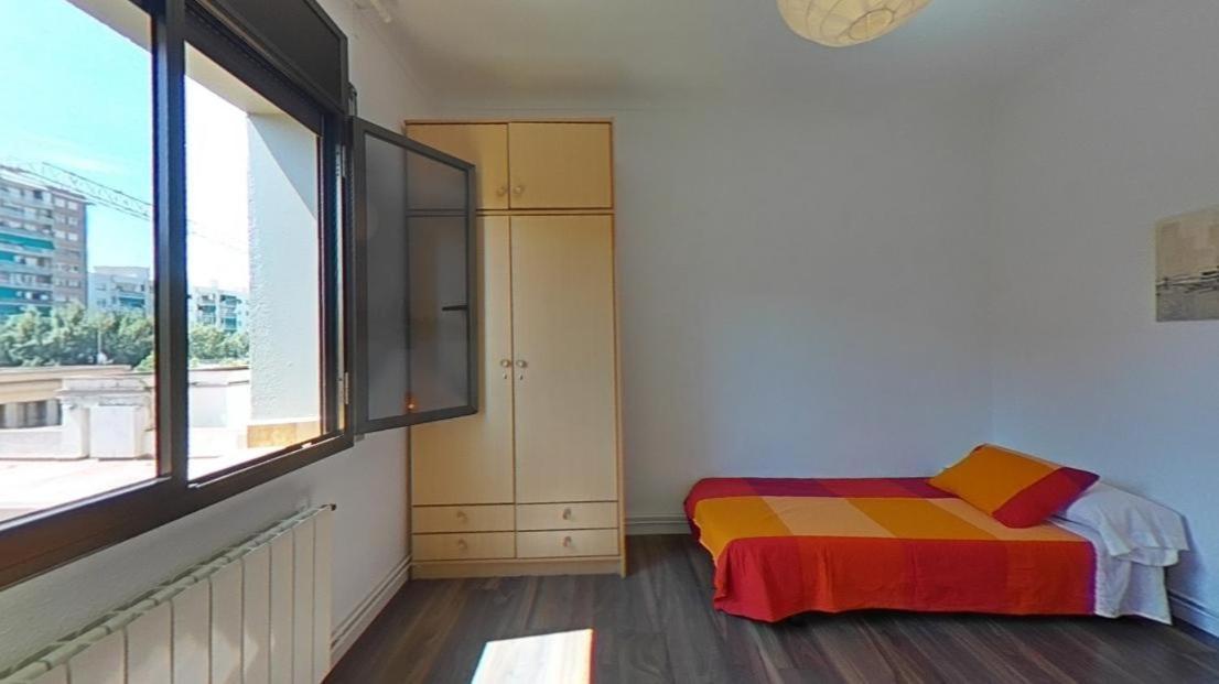 Near Clot&Sagrada Familia Apartment Barcelona Bagian luar foto