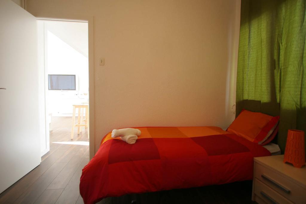 Near Clot&Sagrada Familia Apartment Barcelona Bagian luar foto