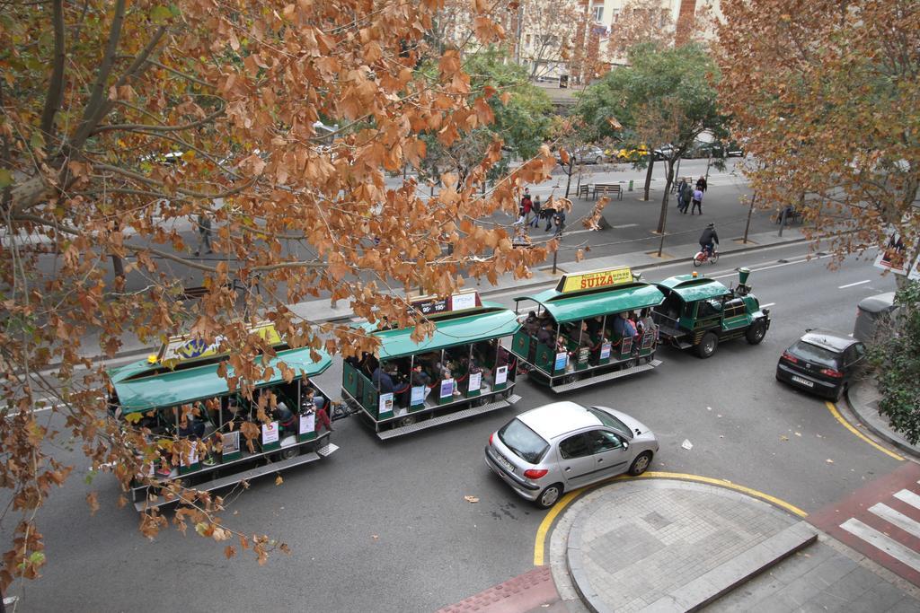 Near Clot&Sagrada Familia Apartment Barcelona Bagian luar foto